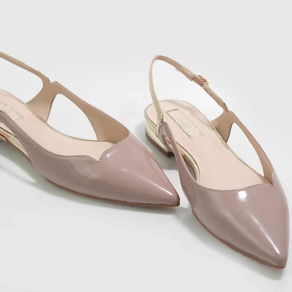 PANTOFI DECUPATI LIU JO